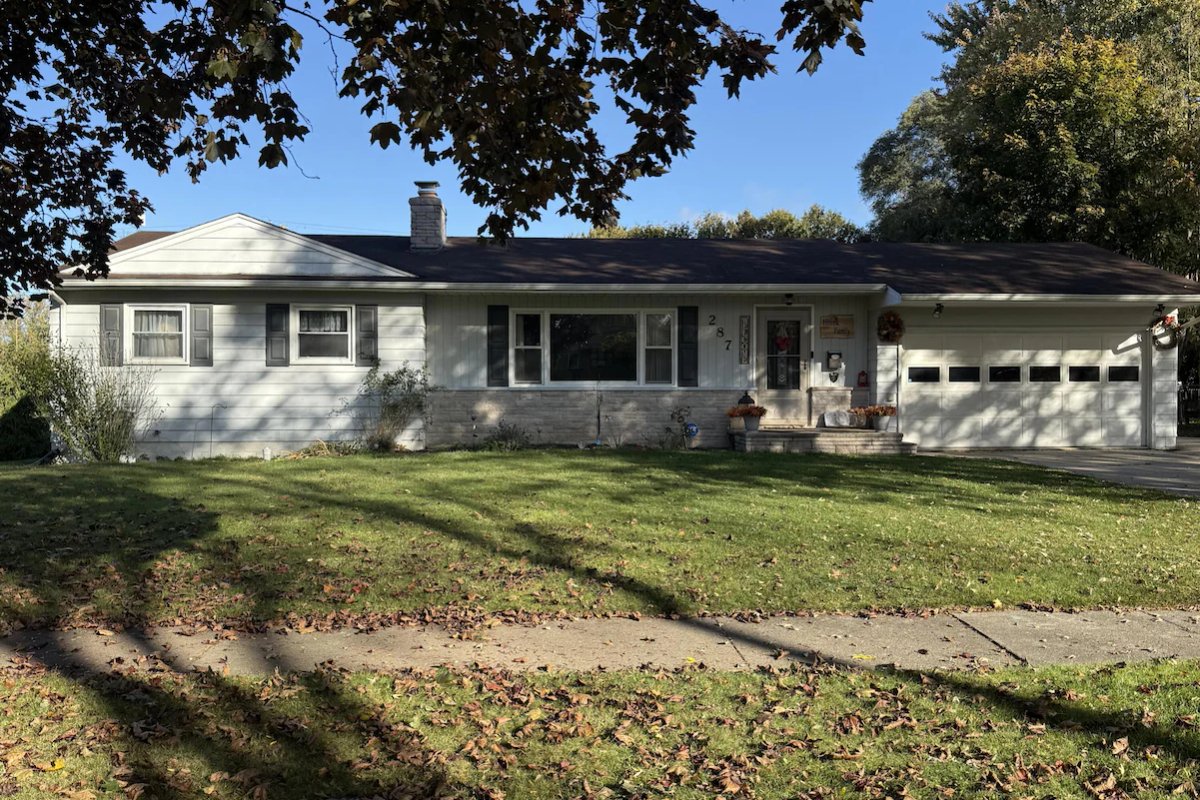 Before Exterior Curb Appeal